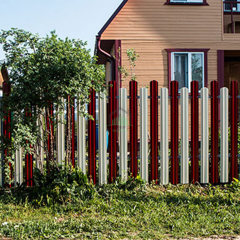 Заборы из евроштакетника с бетонированием столбов 15 соток в Москве