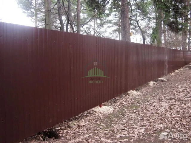 Забор из профнастила с утрамбовкой щебнем 200 метров в Москве