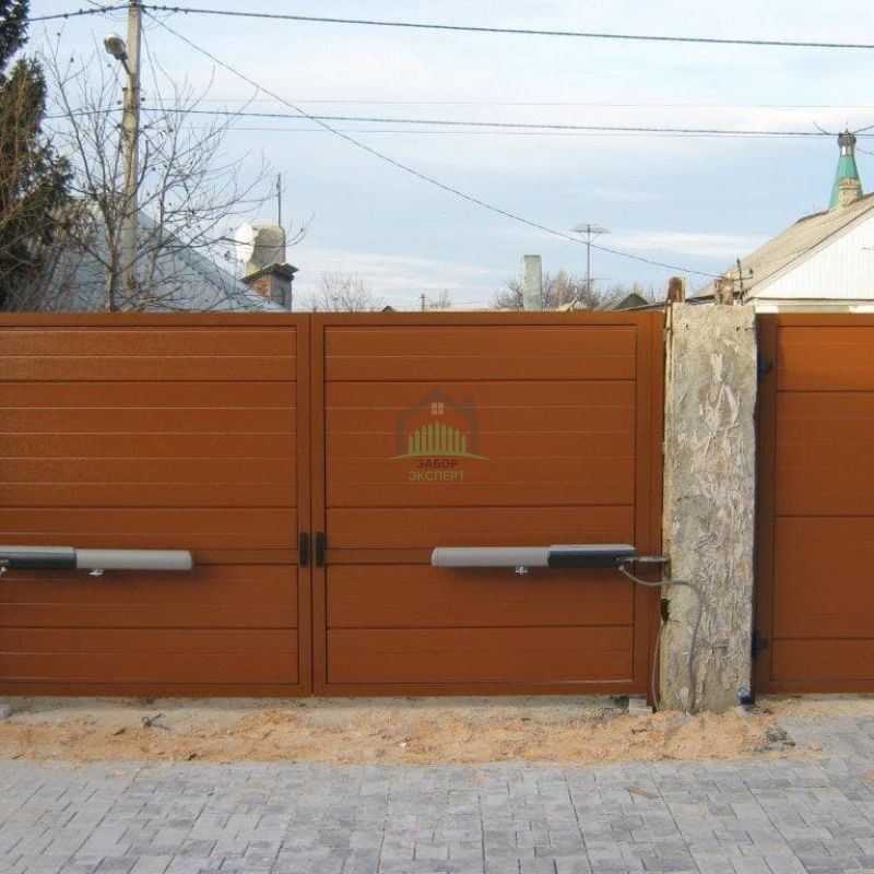 Распашные ворота с дистанционным управлением в Москве Пример 3