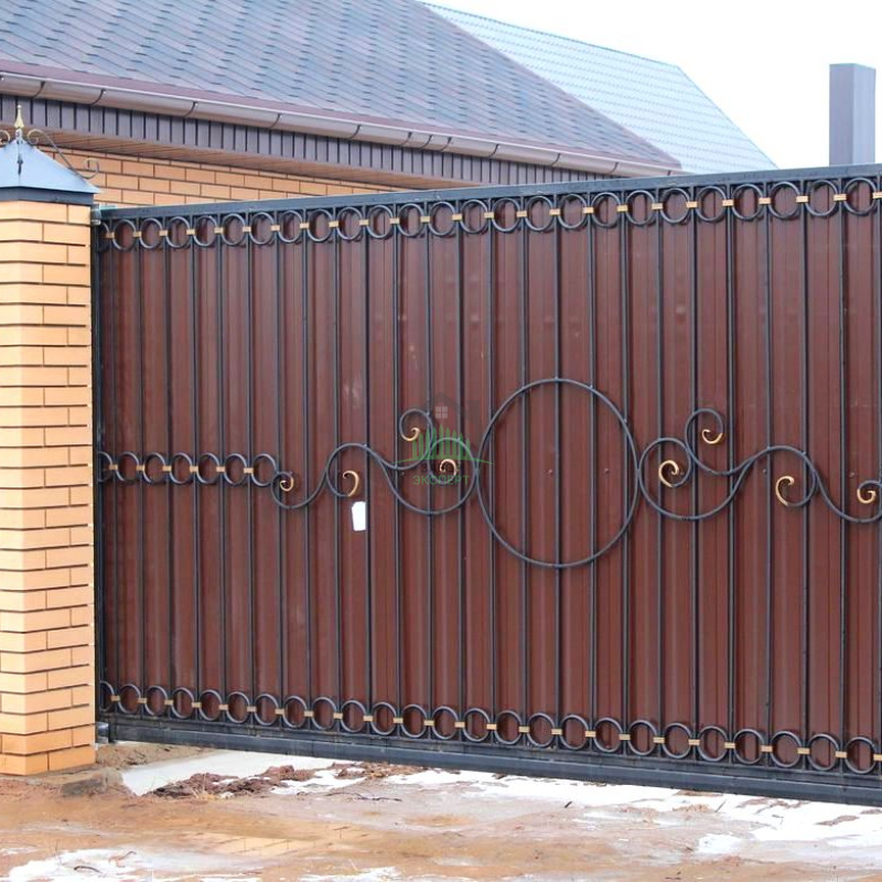 Откатные ворота с ковкой в Москве пример 06